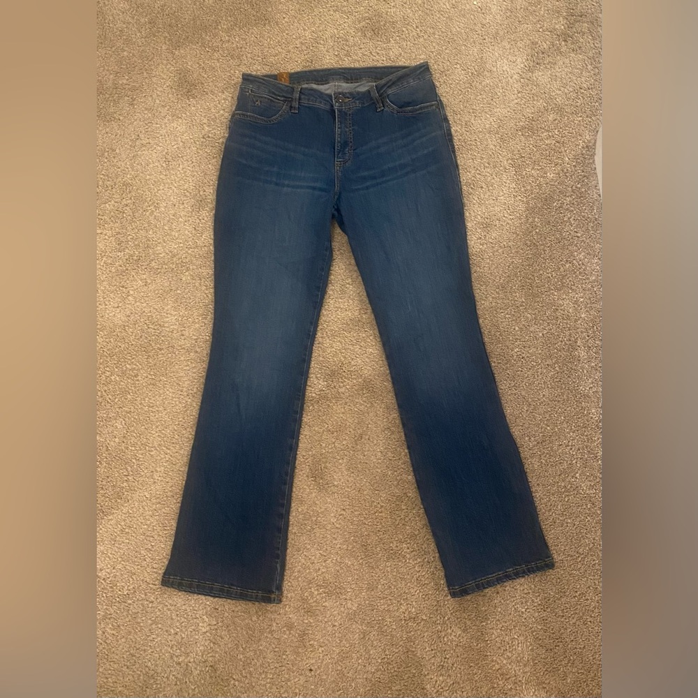Wrangler Aura Instantly Slimming Mid Rise Bootcut Jean